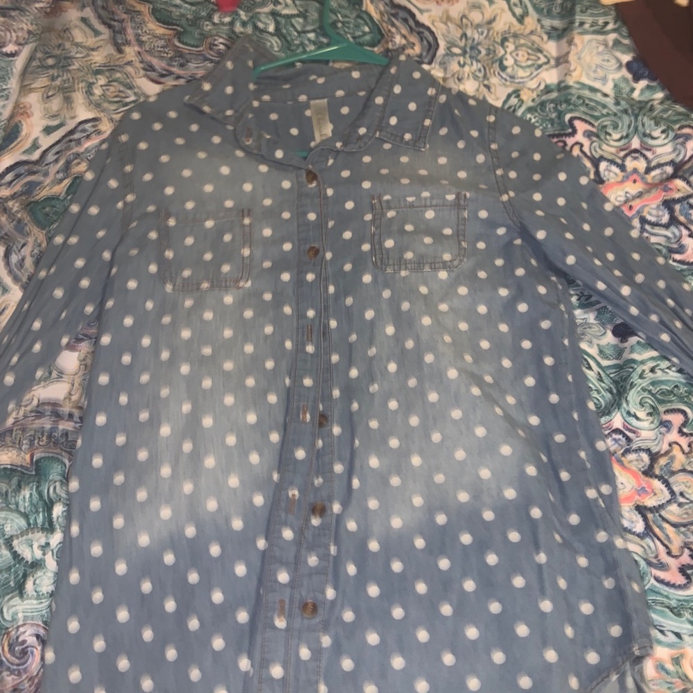 Cute stone washed denim ,Polk a dots button down